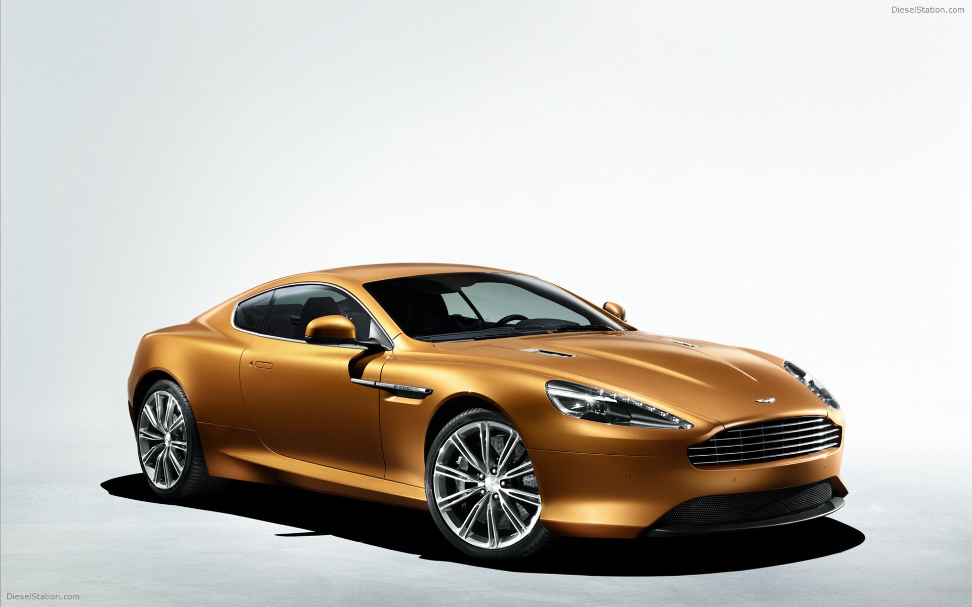 Aston Martin Virage 2011